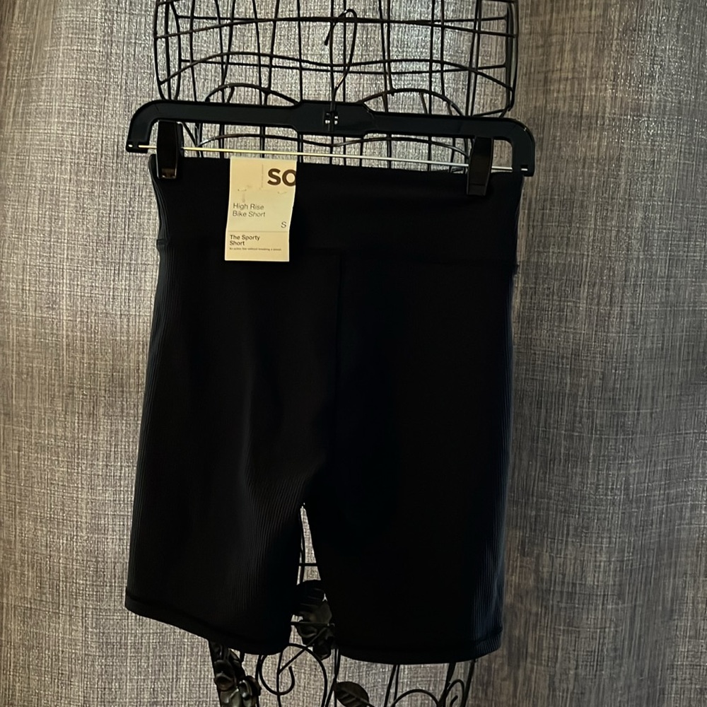Black High Rise Bike Short - Picture 2 of 6